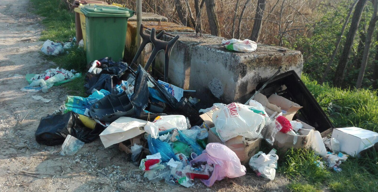 Rifiuti urbani: elevate 31 contravvenzioni tra Ragusa e Marina di Ragusa