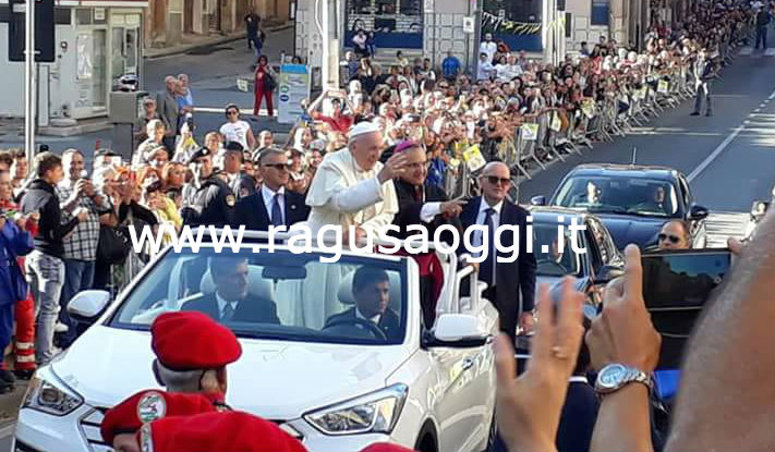 Papa Francesco in Sicilia: “Il vostro sole bellissimo”
