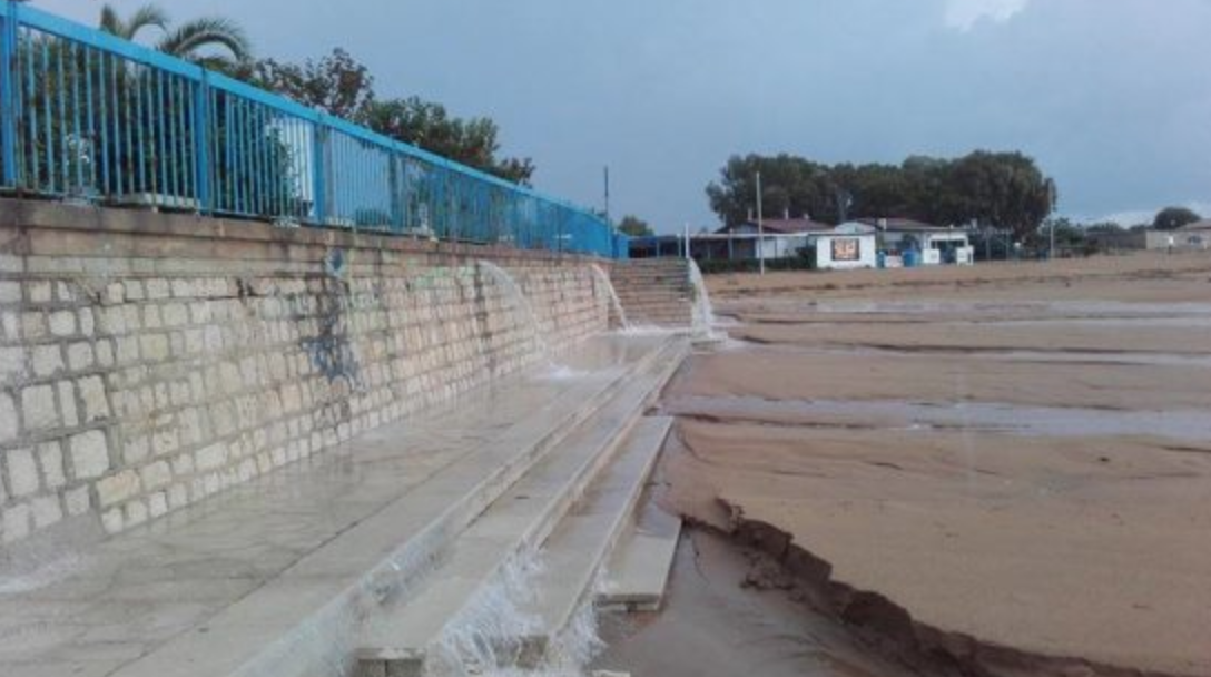 Maltempo evacuate le abitazioni di Marina di Modica più vicine al mare. Scatta l’allarme rosso