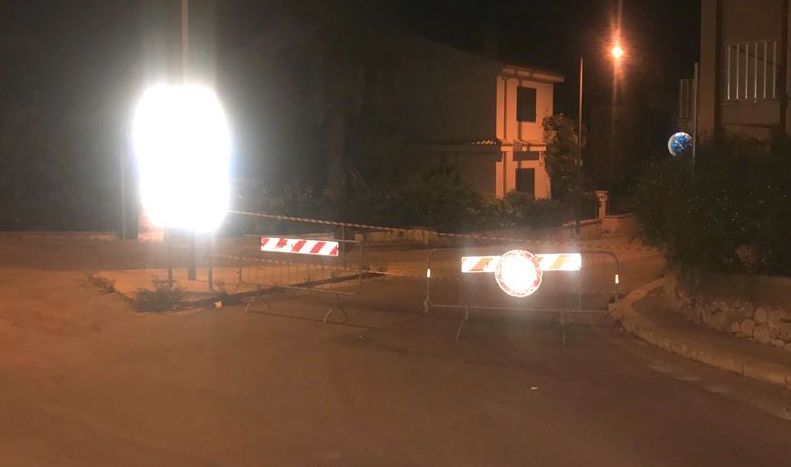 Sampieri è vietato avvicinarsi al mare. Lontani almeno 200 metri