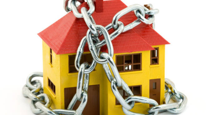 Presentato all’ARS un ddl per istituire un fondo a difesa dei proprietari di case pignorate