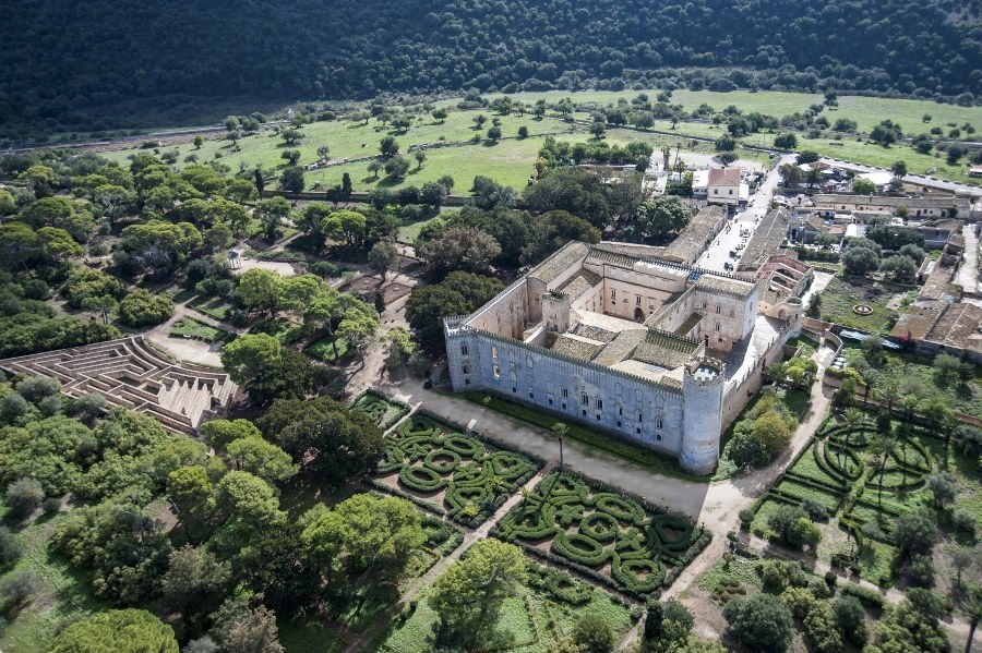 A Modica in cento scatti aerei la “Sicilia mai vista” di Luigi Nifosì.