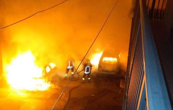 Incendio doloso a Comiso? Distrutte due autovetture