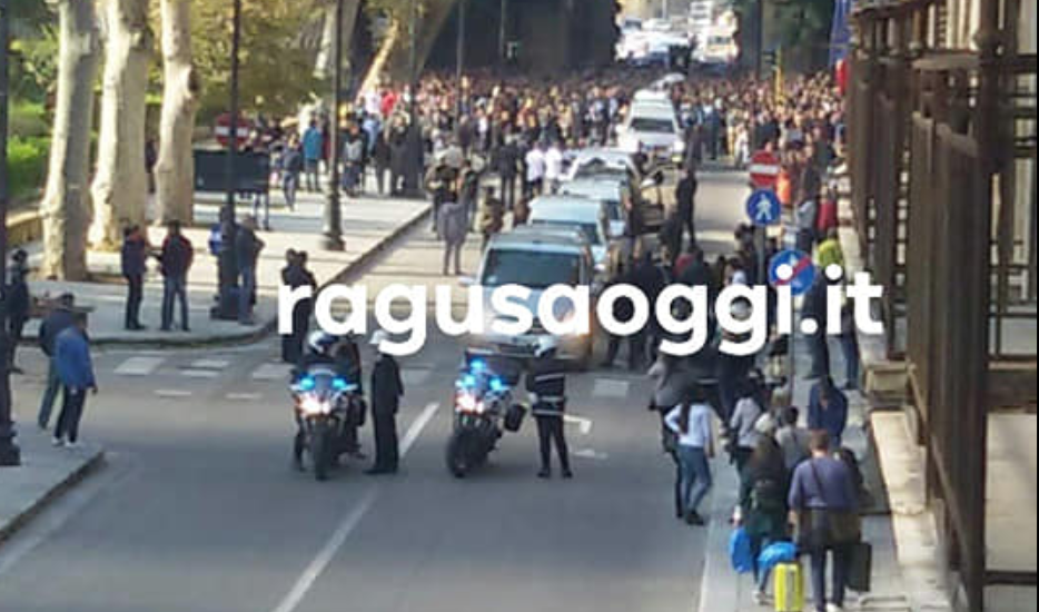 Dolore e commozione a Palermo per i funerali delle vittime di Casteldaccia. FOTO