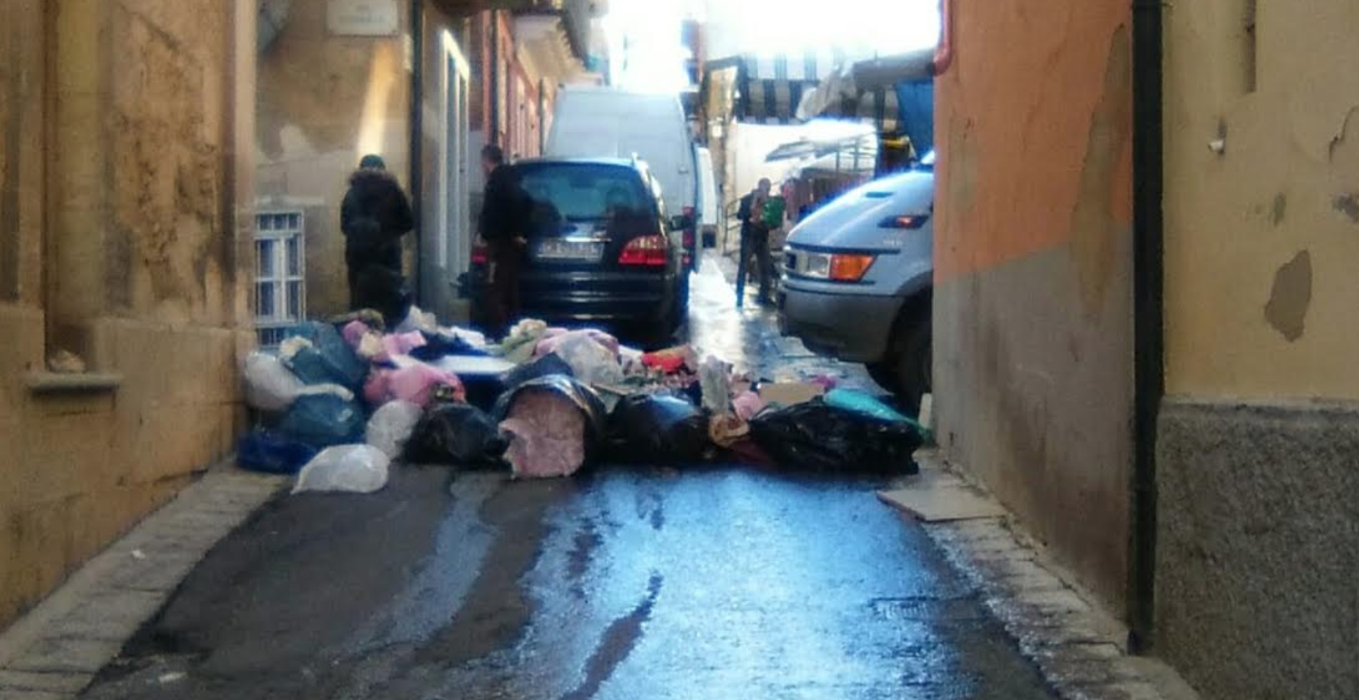 Raccolta rifiuti a Ragusa dal primo gennaio cambia nuovamente. Nel frattempo restano molti problemi da risolvere