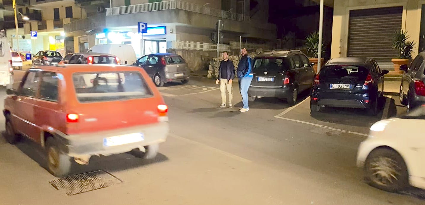 Via Risorgimento a Modica scambiata per pista da corsa. Il consigliere Massimo Caruso propone l’installazione di dissuasori di velocità