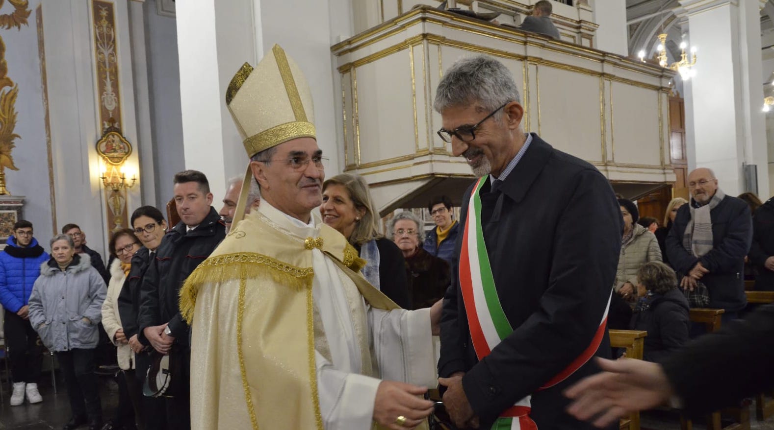 La città di Ragusa affidata alla Madonna Immacolata. La cerimonia con il sindaco Cassì e il vescovo Cuttitta