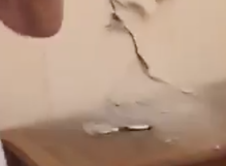 Terremoto: la disperazione di chi in pochi secondi ha perso la casa. VIDEO