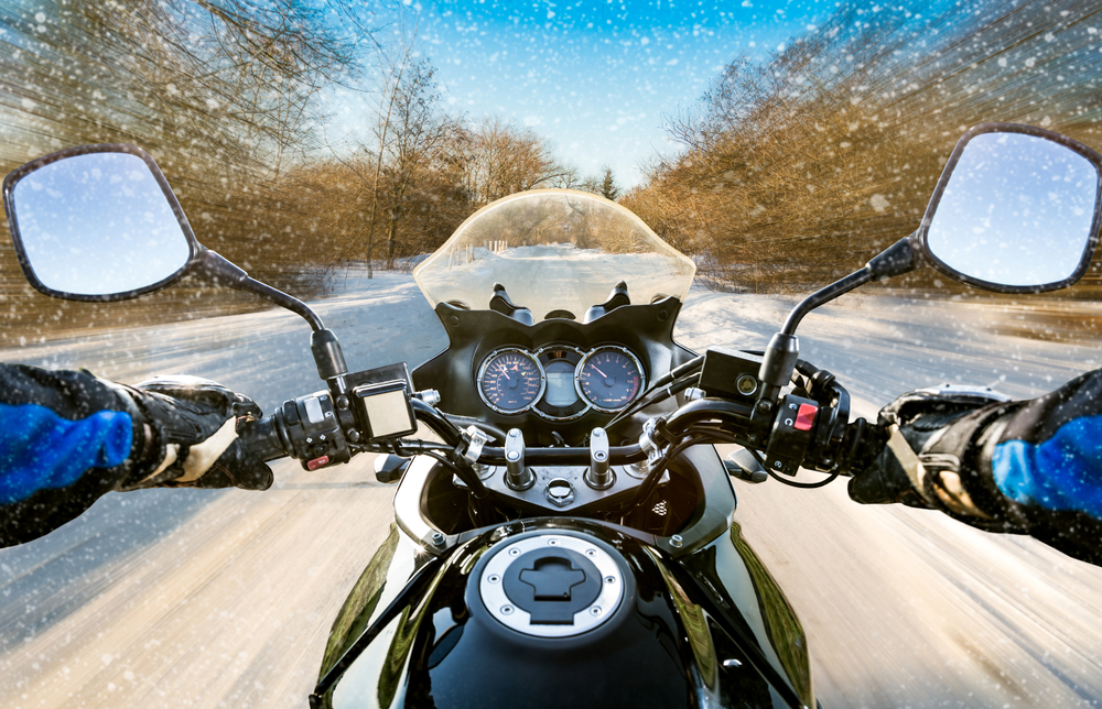 Muoversi in moto anche in inverno: come combattere il freddo
