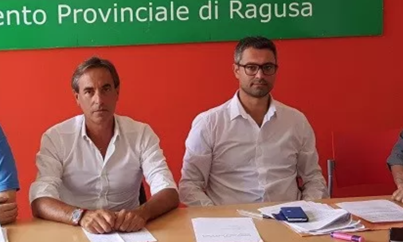 Mario D’Asta all’attacco di Peppe Calabrese: “Il Pd di Ragusa? E’ da terapia intensiva. Restano le spaccature”