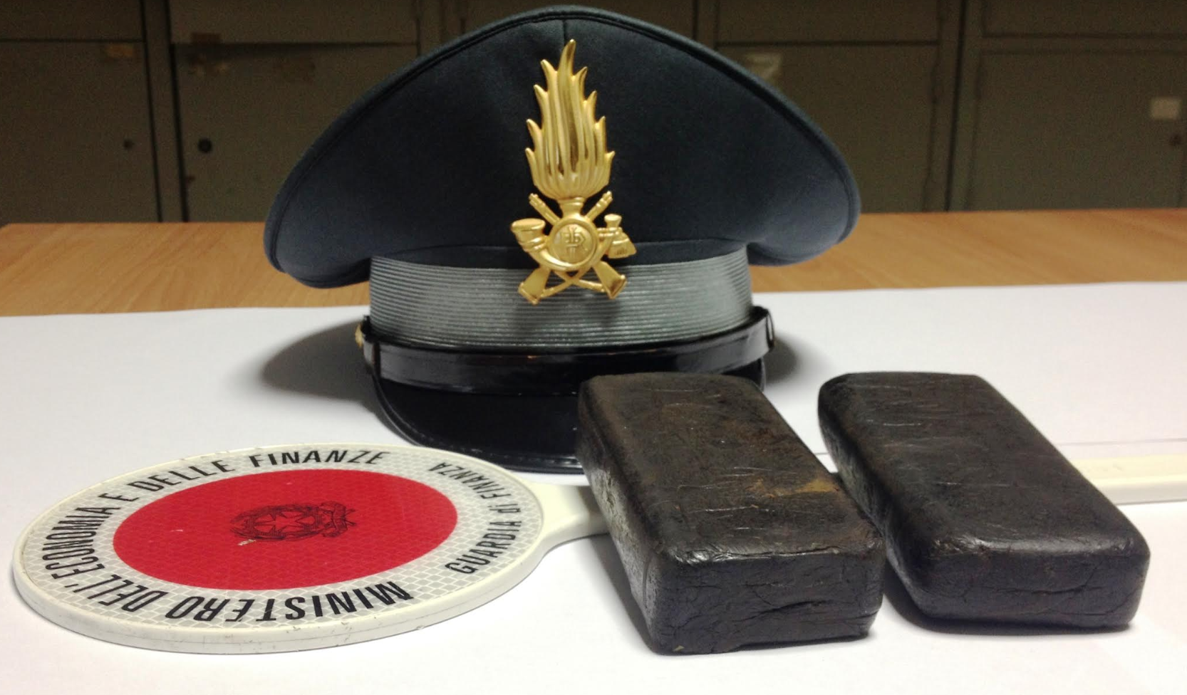 Arrestato giovane vittoriese. Spacciava droga dai domiciliari. Intervento della Guardia di Finanza