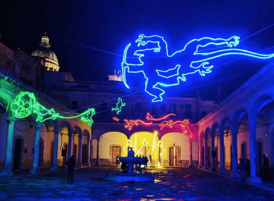 A Comiso prosegue il Luce Finita Fest con Stazione Poesia #1ª fermata La poesia siciliana
