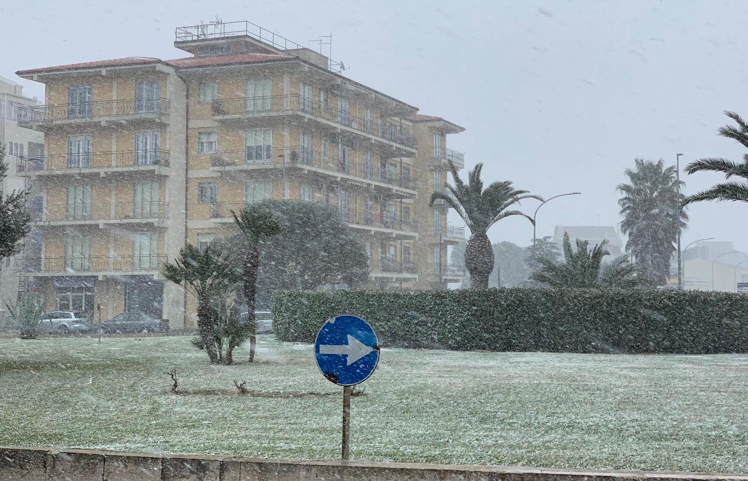 Nevica a Ragusa. VIDEO IN DIRETTA
