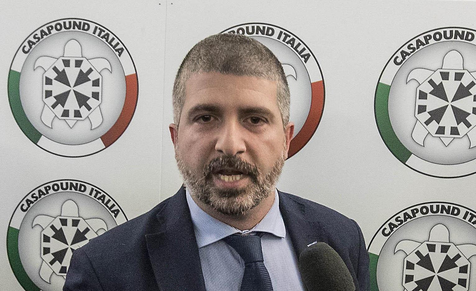 CasaPound vuole mettere radici a Ragusa e fa il tesseramento nel segno del leader Di Stefano