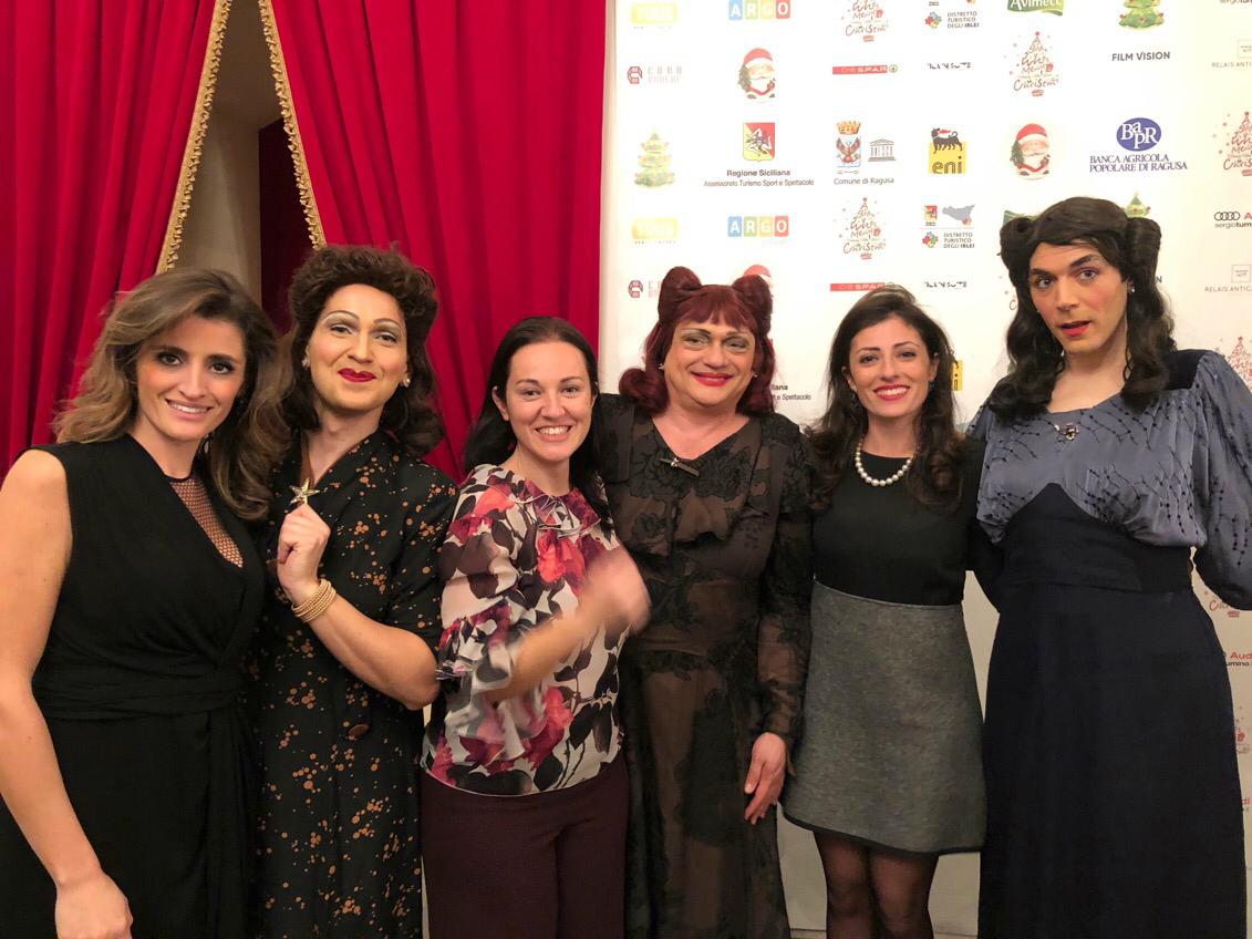 Le sorelle Marinetti fanno cantare il pubblico del Teatro Donnafugata