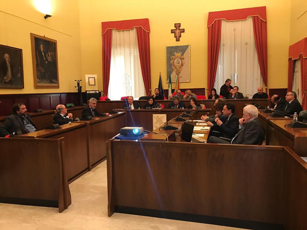 Una società consortile tra enti per tentare di salvare l’aeroporto di Comiso
