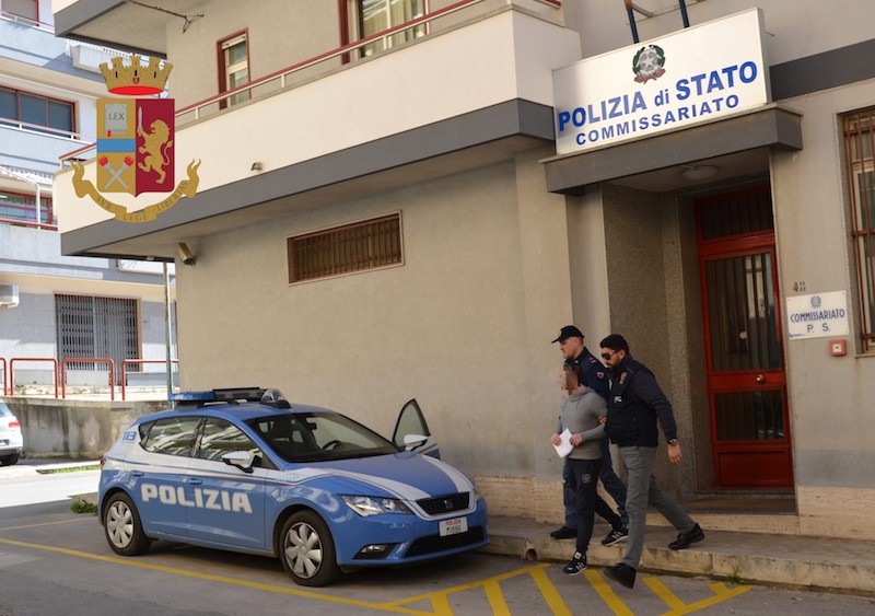 Arrestato a Modica pregiudicato che doveva scontare la propria pena in carcere. Guidava ubriaco
