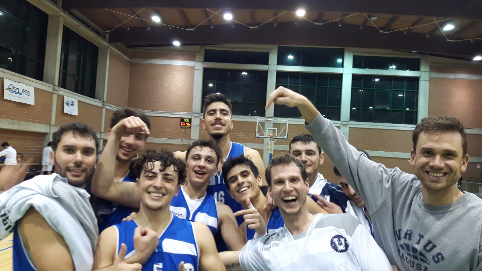 Basket: la Virtus Ragusa batte in trasferta il Cus Catania. Ed è festa in campo