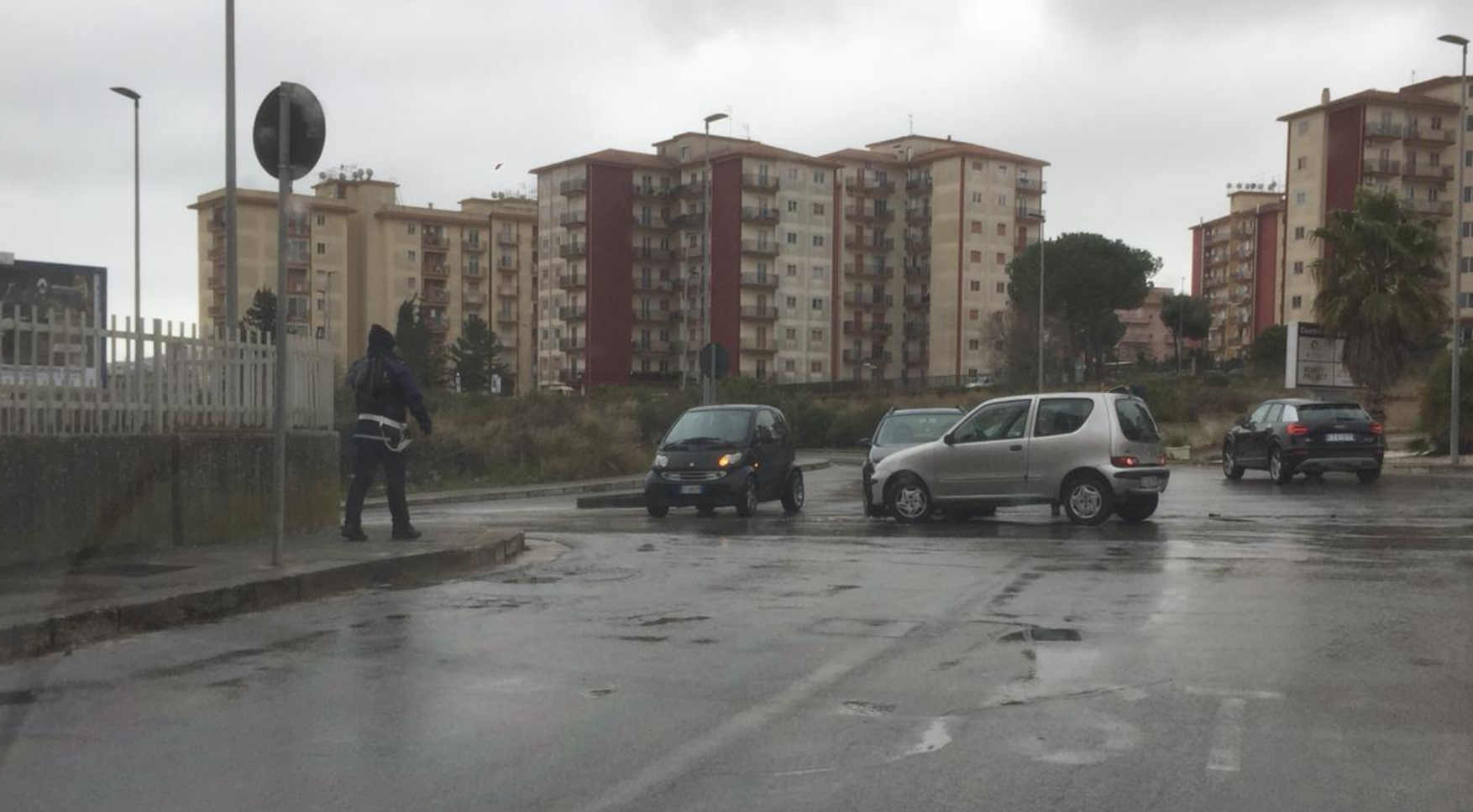 Tamponamento non grave in via Galvani a Ragusa