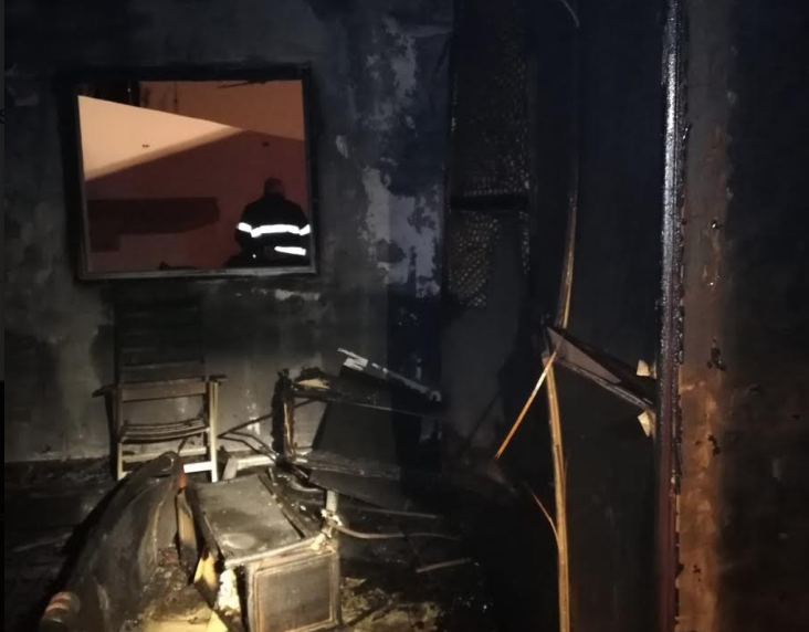 Incendiata abitazione a Scoglitti. E’ dell’ex consigliere Artini. Quasi certo il dolo
