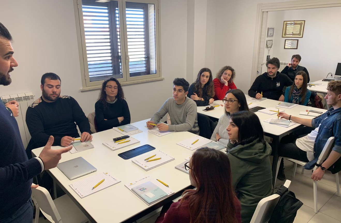 Avviata l’attività di formazione per i giovani che vogliono occuparsi di social. L’esperimento ragusano