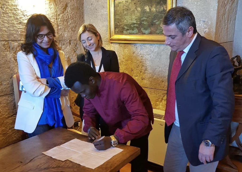 Per il migrante senegalese aggredito a Partinico un posto di lavoro al bar dell’Ars