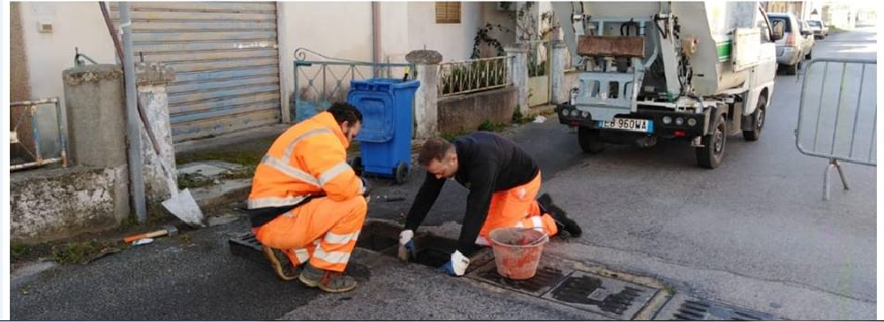 Pulizia straordinaria caditoie a Pedalino