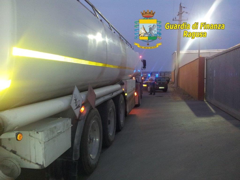 Truffa carburanti da parte di quattro aziende ragusane. Sequestrati beni per oltre mezzo milione di euro e denunciati gli autori