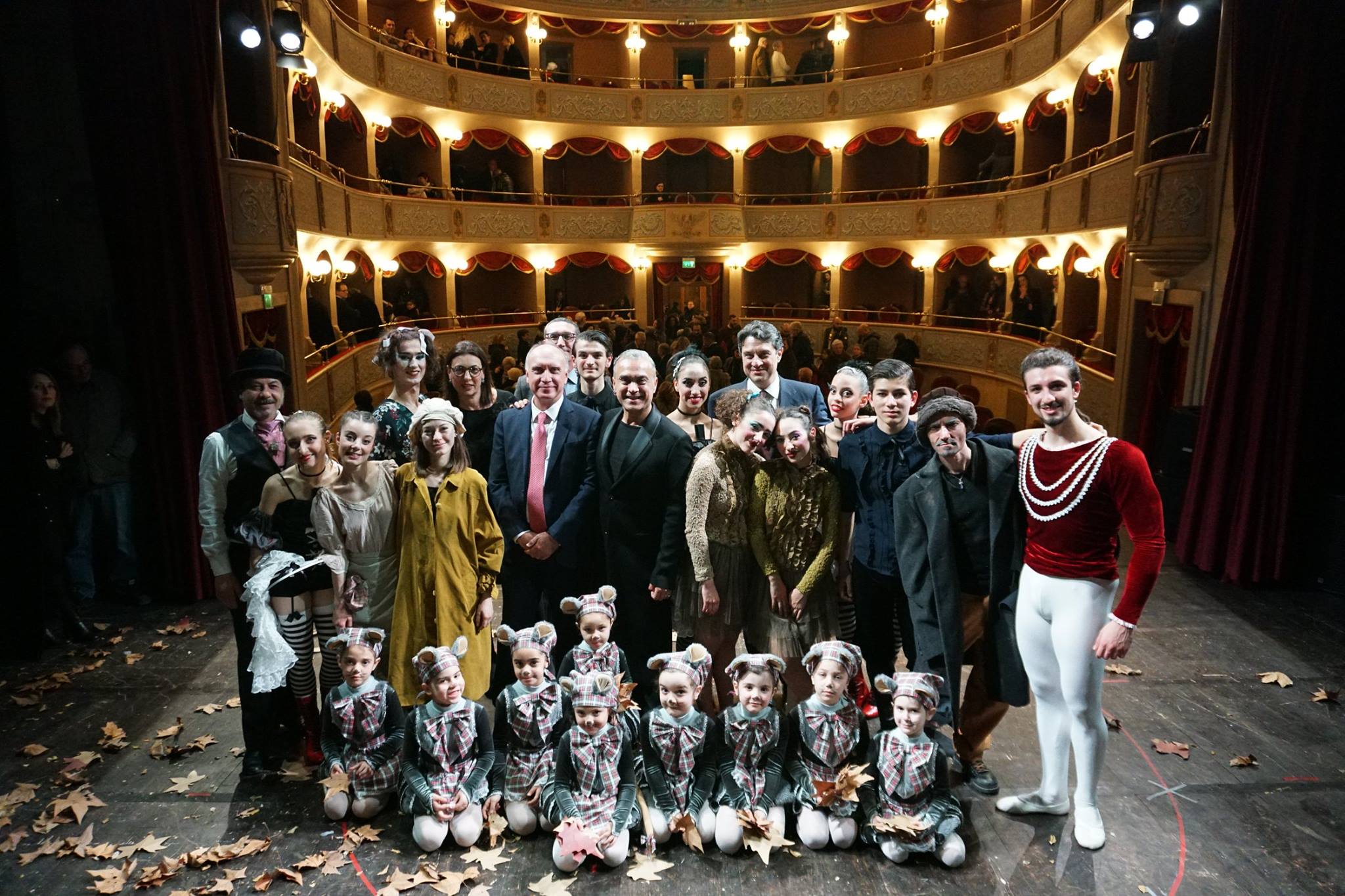 Cenerentola incanta al Teatro Garibaldi di Modica