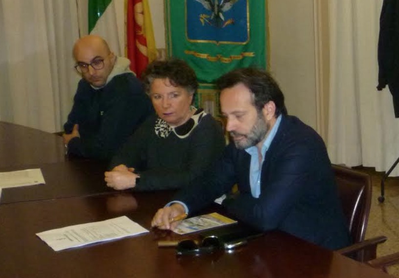 Nuova tariffa al parcheggio Stazione: 2 euro per 24 ore. Novità per gli stalli di via Dalla Chiesa e piazza Ospedale