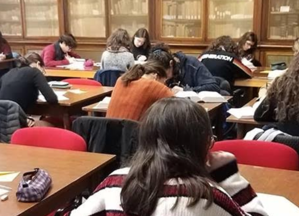 Una studentessa del Classico vince il Certamen Augustinianum Ragusiense