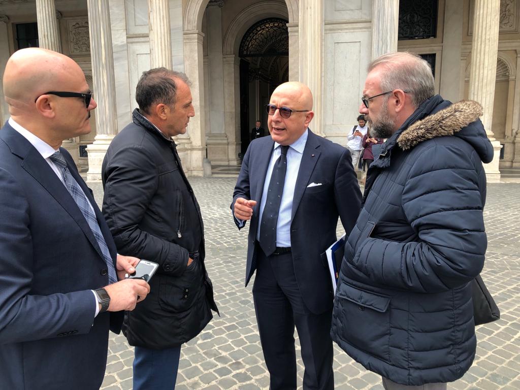Raddoppio Ragusa – Catania, Dipasquale sotto Palazzo Chigi: “Via libera, adesso si vada al Cipe di aprile”