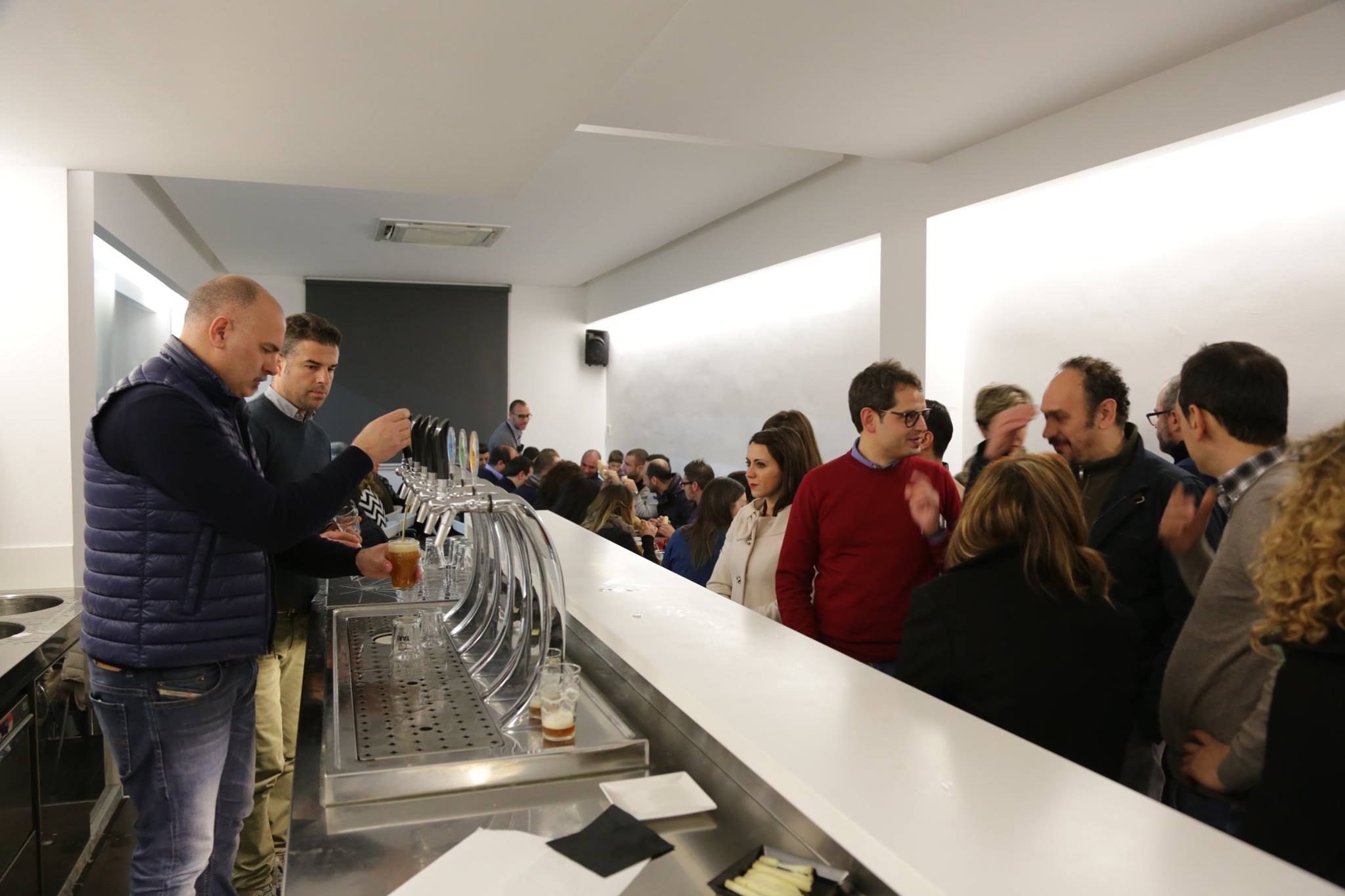 Al via la Settimana Birra Artigianale. Birra Tarì presenta la birra al Caffè Moak