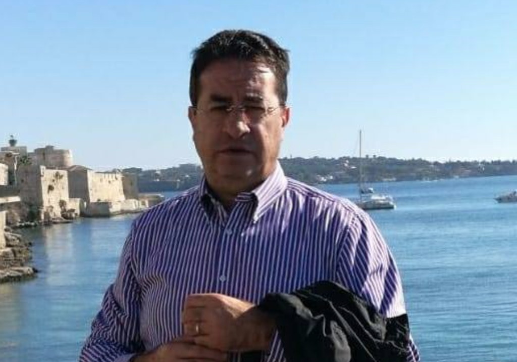 Il Gip convalida l’arresto di Angelo Giacchi. Resta ai domiciliari mentre il suo legale smentisce i fatti