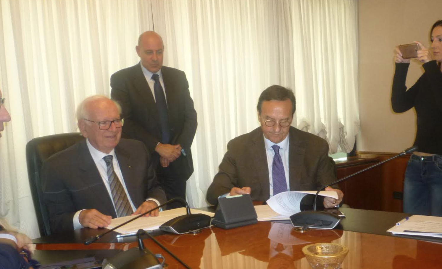 La Bapr firma protocollo con ente nazionale microcredito. Un aiuto per il territorio