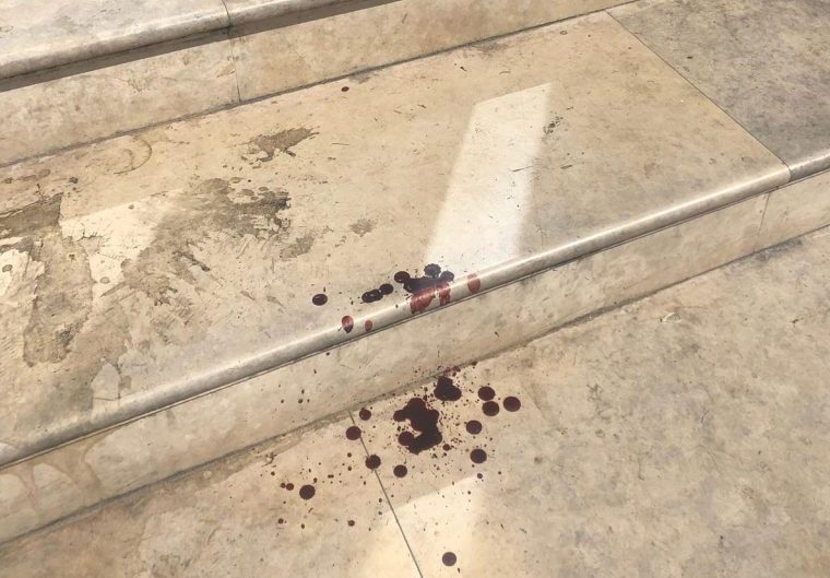 Panico in Piazza Matteotti a Modica. Extracomunitario va in escandescenza