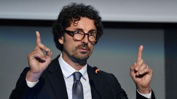 Il ministro Toninelli nuovamente in Sicilia e sulla Ragusa – Catania dice: “La faremo con un pedaggio di 3-4 euro”. VIDEO