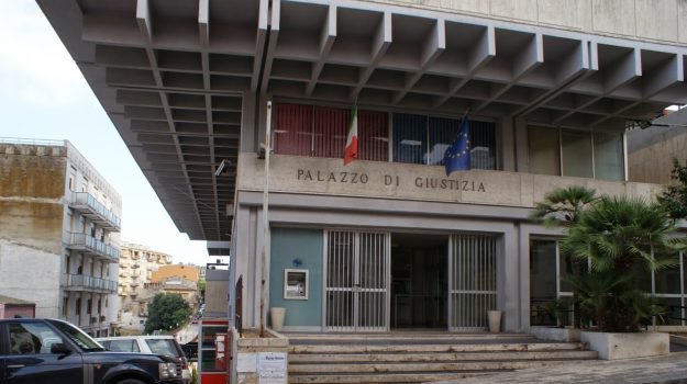 Tentato rapimento di un neonato a Ragusa: inizia il processo
