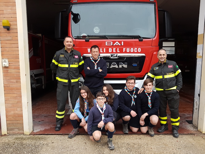 Gli scout Agesci incontrano i Vigili del Fuoco. Ecco il loro racconto