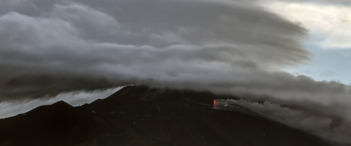 L’Etna torna a tuonare. Dall’alba di stamane nuova eruzione vulcanica