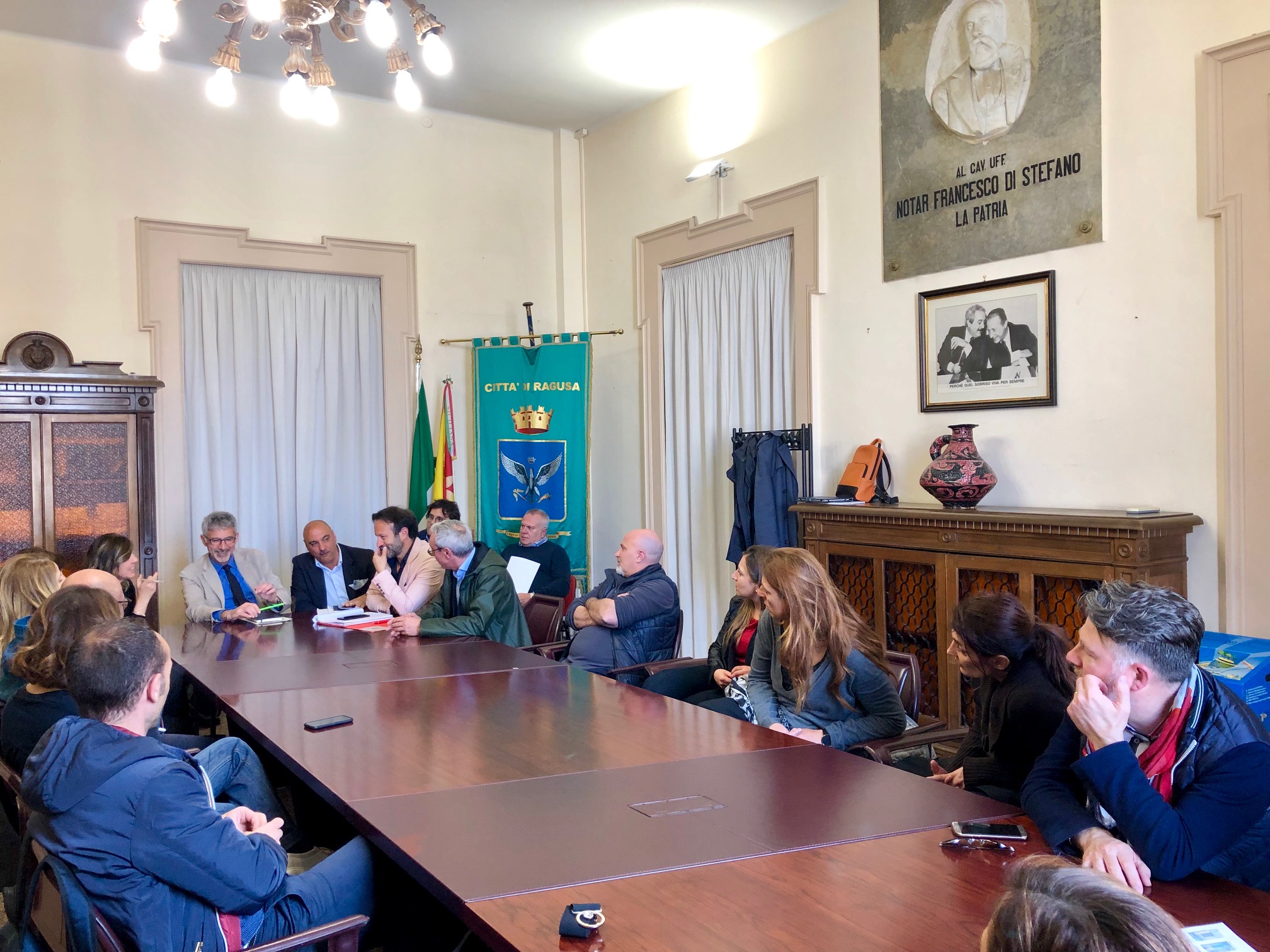L’Amministrazione di Ragusa incontra i commercianti di via Roma