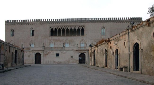 Nasce il museo del contadino: si recuperano gli immobili comunali antistanti il Castello di Donnafugata