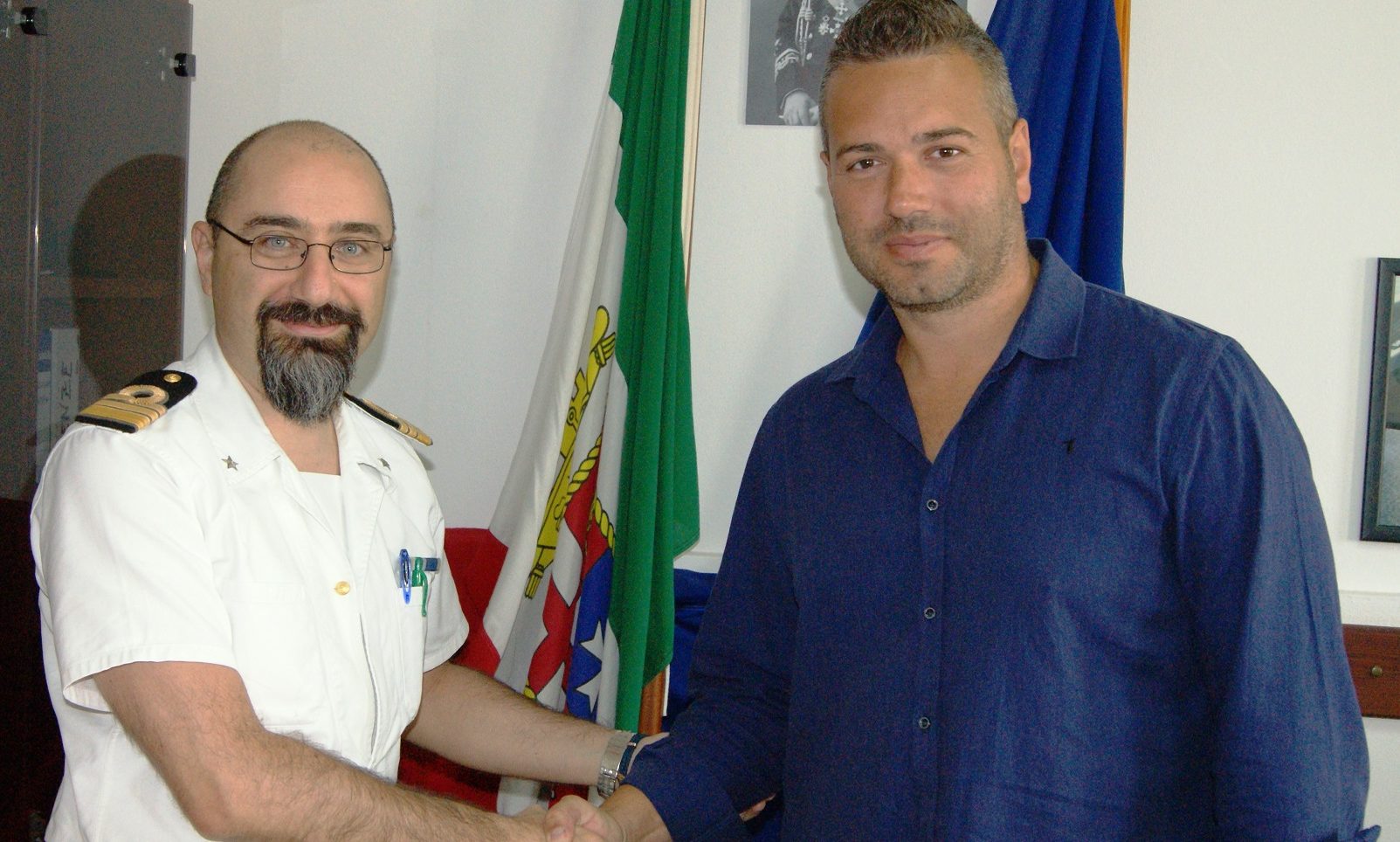 Due tedeschi rischiano di annegare a Marina di Ragusa. Tratti in salvo da un “eroe” ragusano