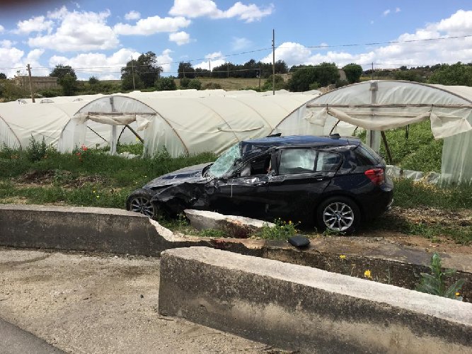 Due feriti in un incidente sulla Rosolini-Noto