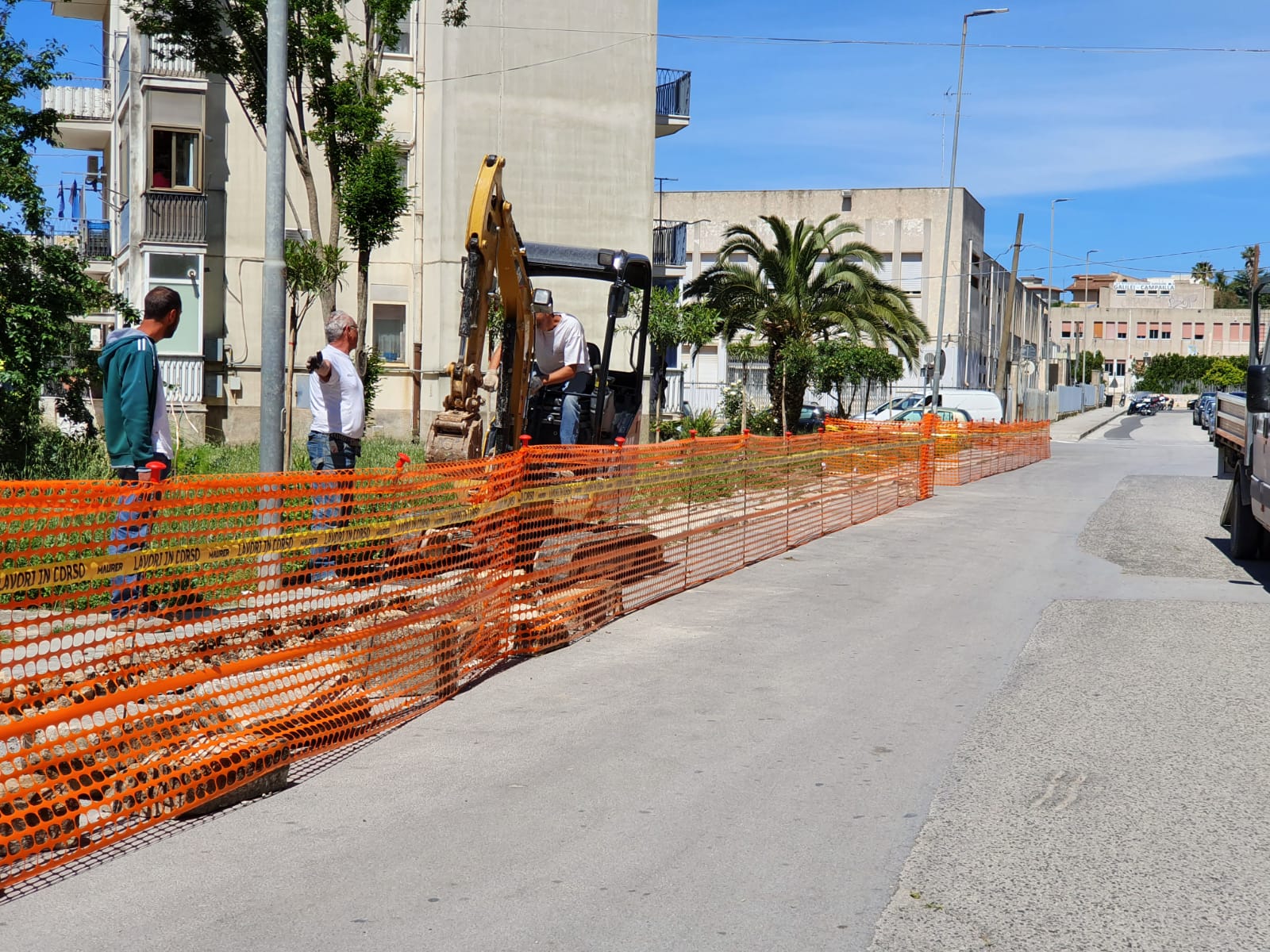 A Modica partiti i lavori di sistemazione dei marciapiedi di Via Silla e Fabrizio