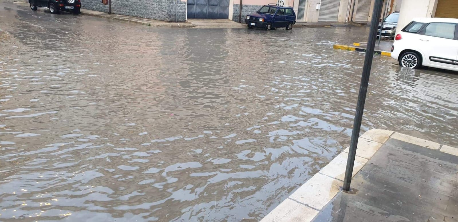Ragusa, è ancora allerta meteo: attivato il presidio di protezione civile per le prossime 24 ore