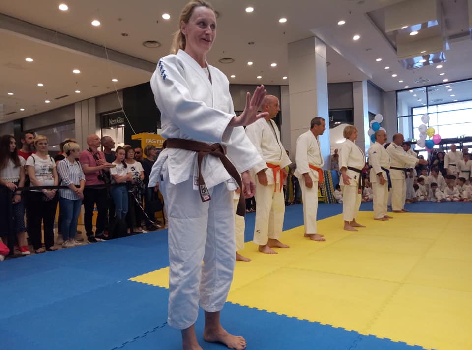 Festa Sport Ragusa: il cambio della cintura per allievi Basaki