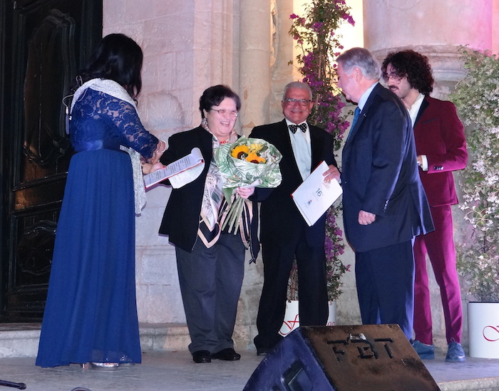 Giovanni Schembari vince il concorso di poesia “E’-vViva la mamma”