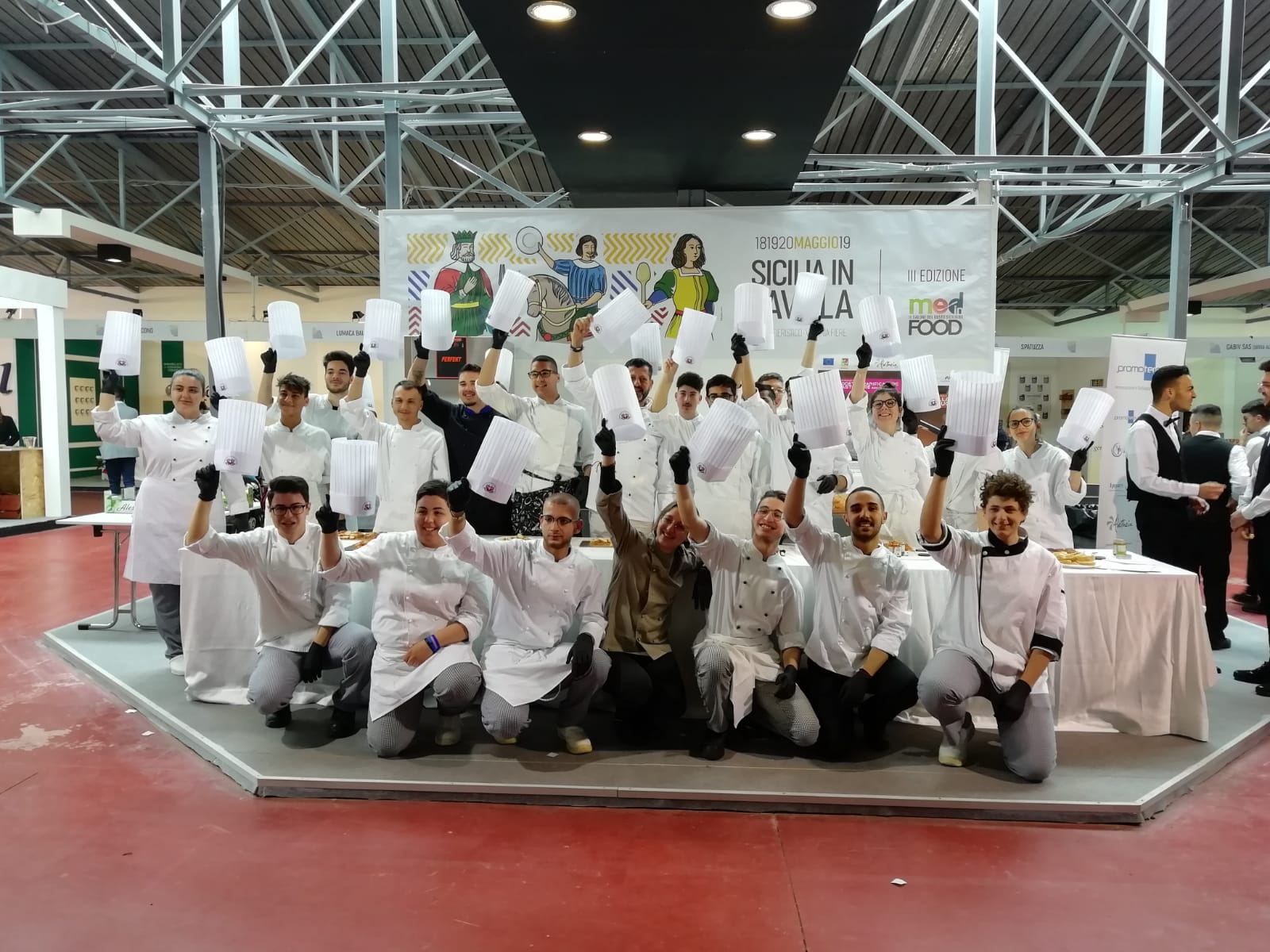 Gli alunni del Marconi di Vittoria in campo per la valorizzazione del pesce azzurro