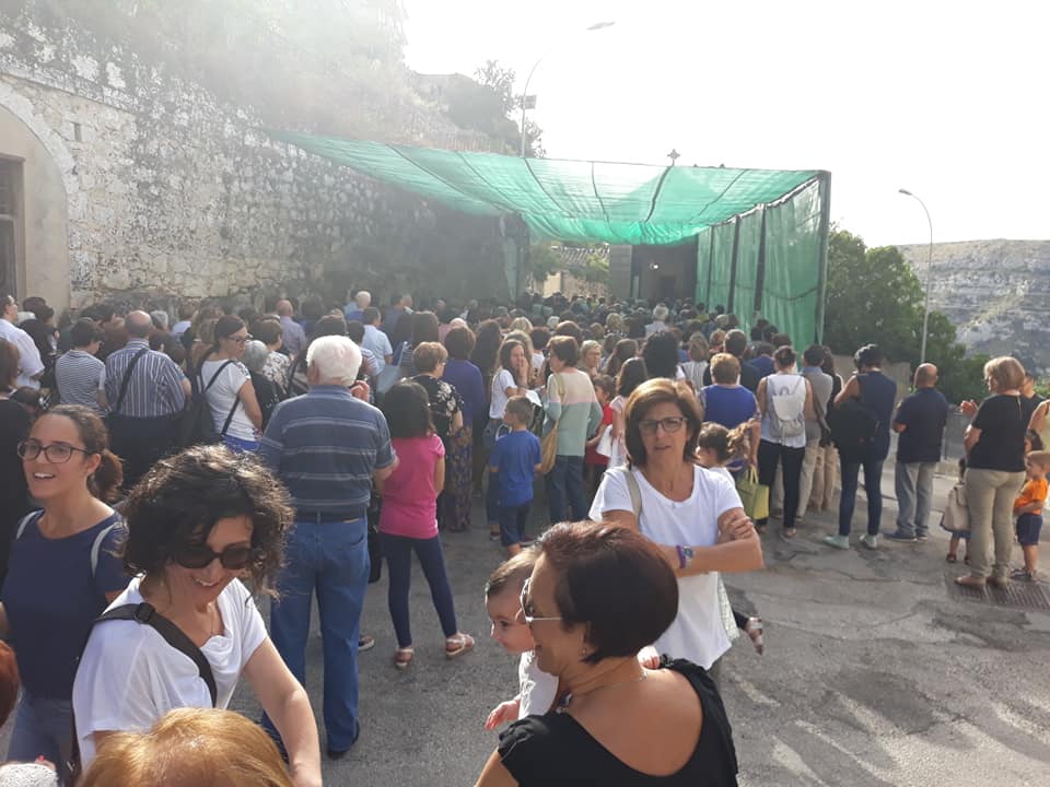 Madonna delle Grazie, martedì a Ragusa il rito della benedizione dei bambini